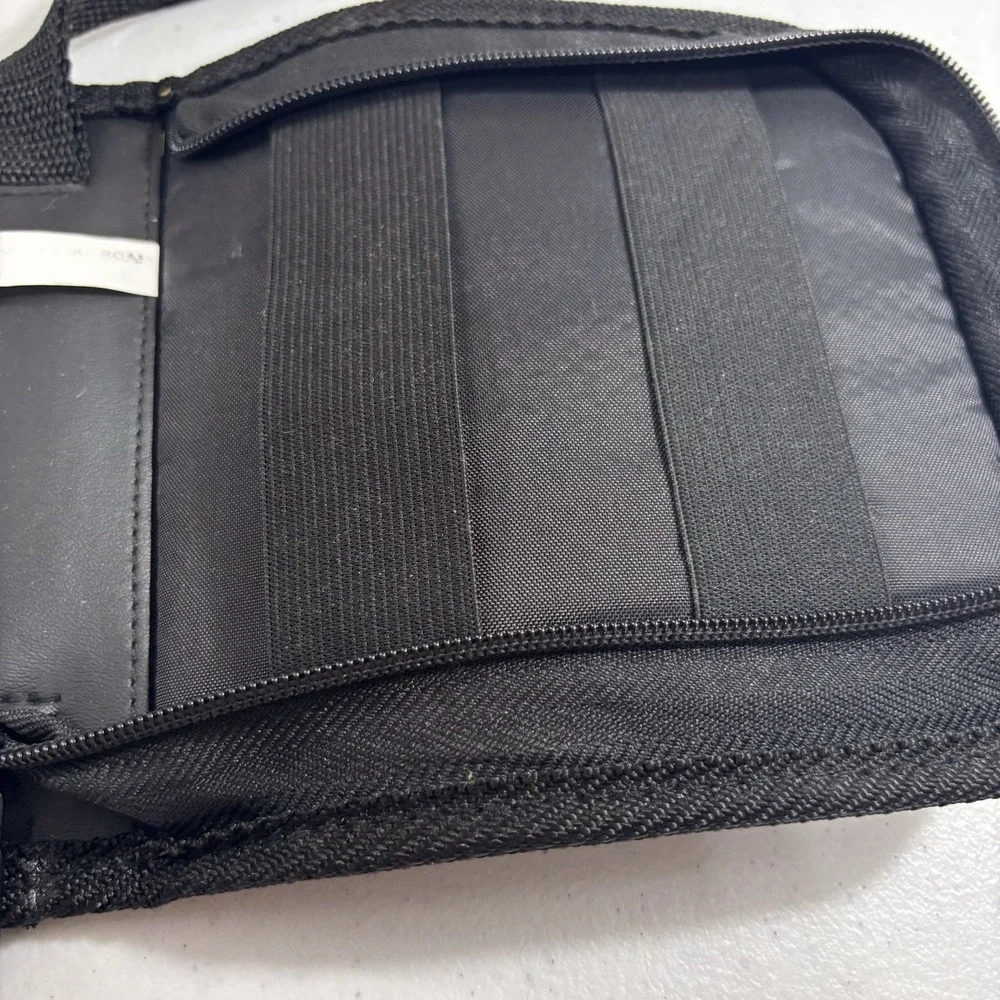 Nintendo 64 Sports Game Carrying Case N64 Travel Bag Holder Storage Zip Up